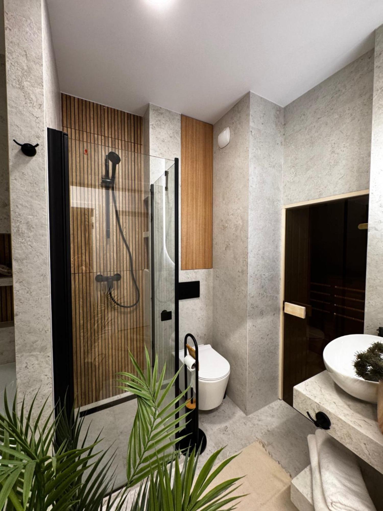 Apartment Family & Business Sauna Baltic Horizon Premium - 3 Bedroom With Private Sauna, Jacuzzi, Rooftop Gym & Panoramic Terrace, Balcony, Underground Garage