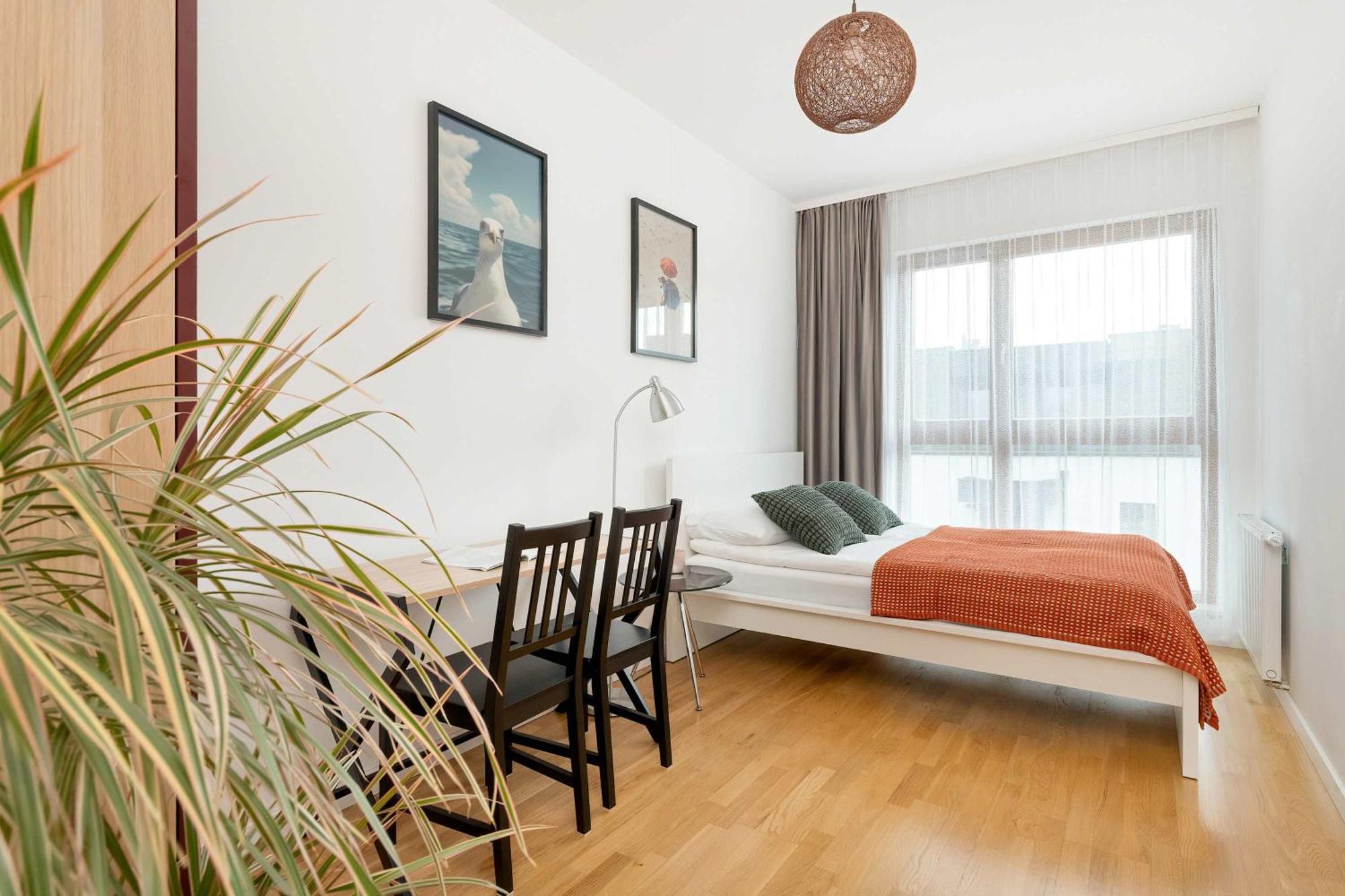 Apartament Modern With Parking & Balcony By Renters *