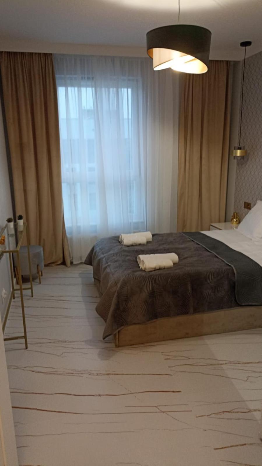 Apartment De Lux 18 Pietro Parking *