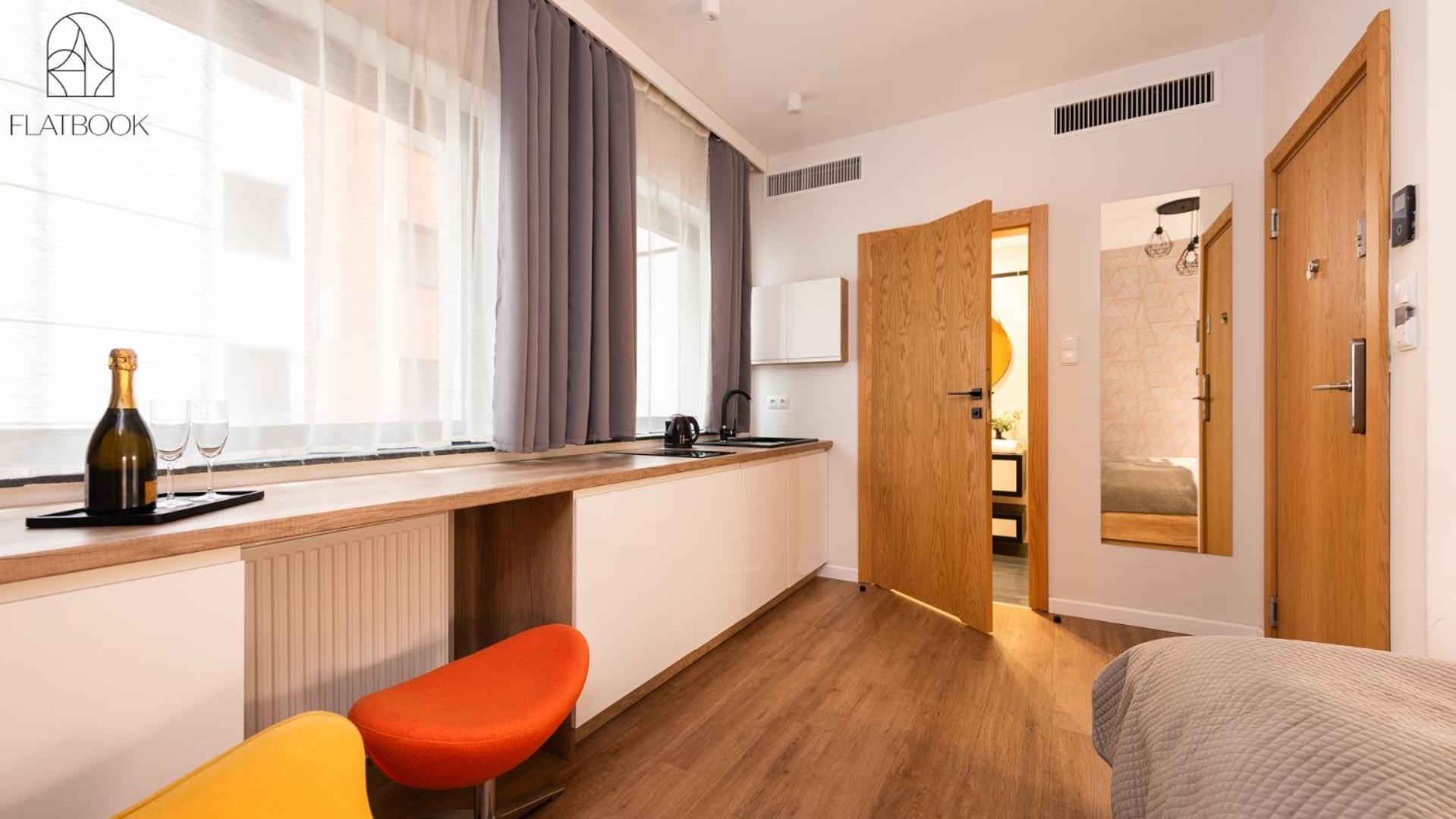 Flatbook - Center Deo Plaza Ii Apartment *