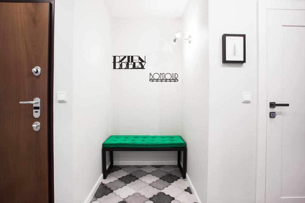 Stay-in Riverfront Lofts Apartment *