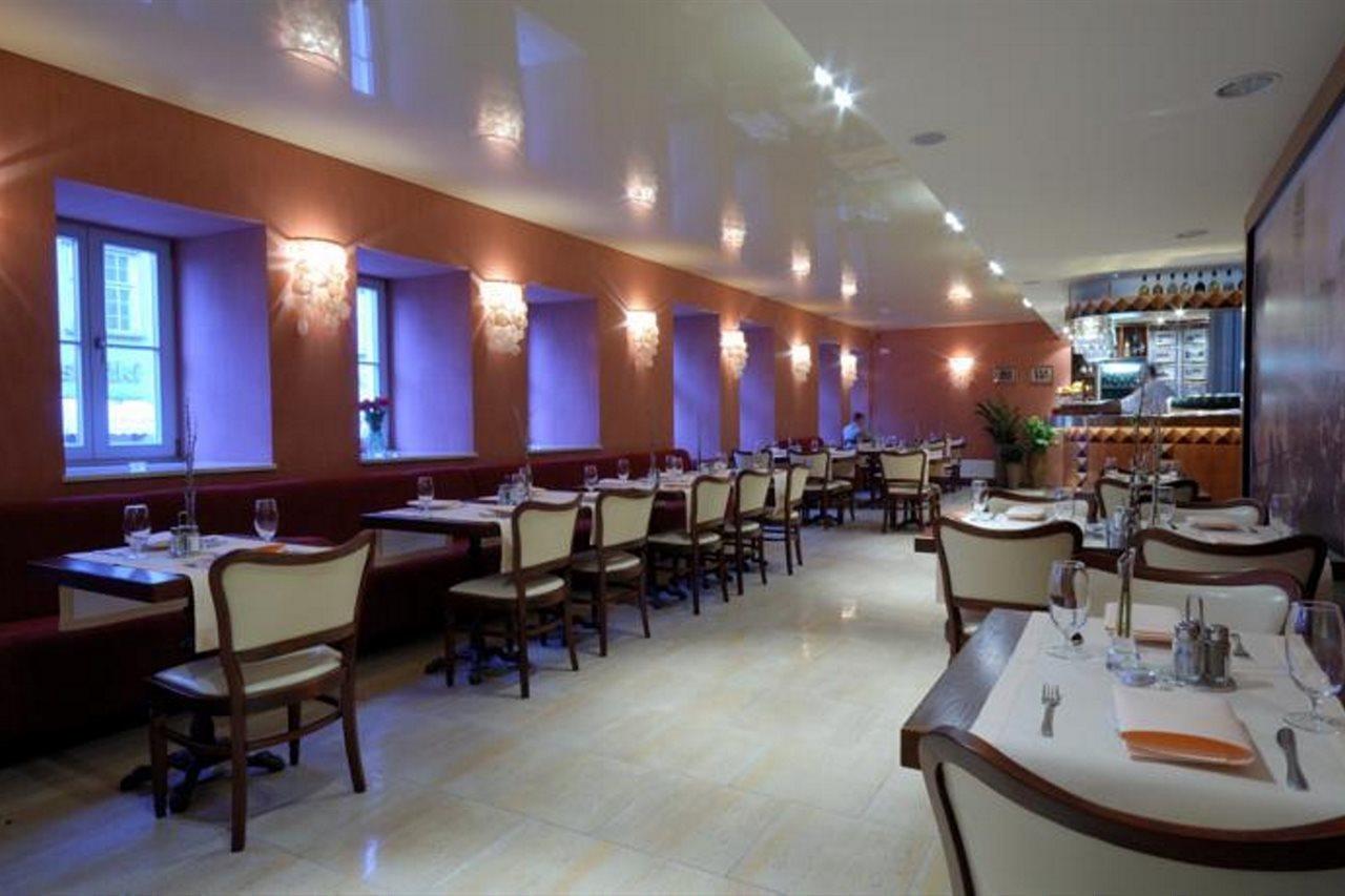 Hotel Wolne Old Town 3*