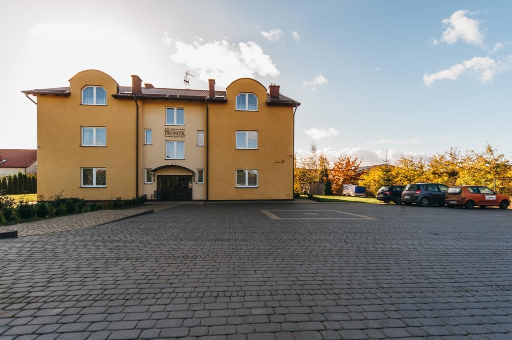 Villa Promyk *