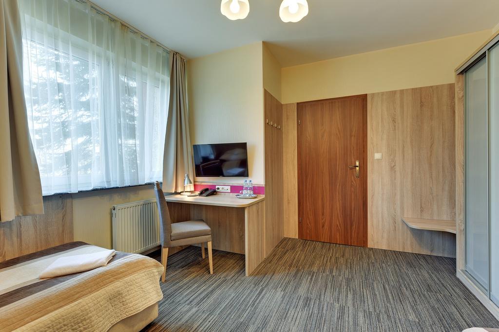 Abak Bed & Breakfast 2*