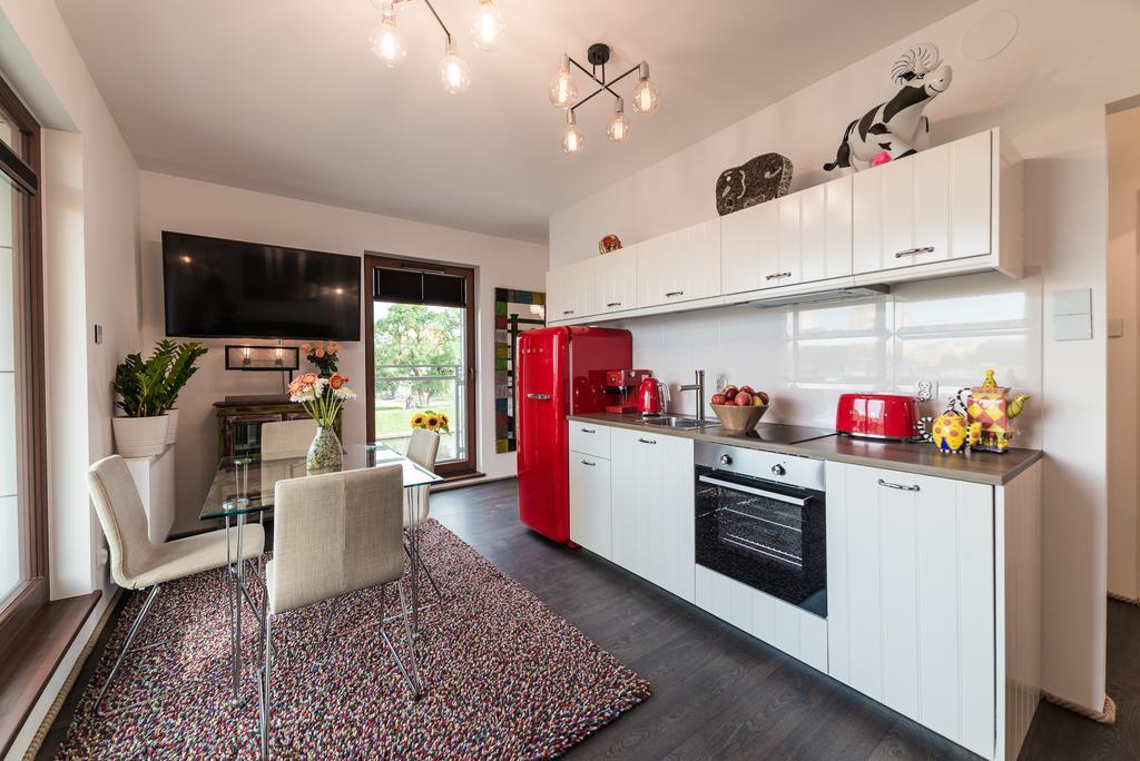 River Haven Apartment *