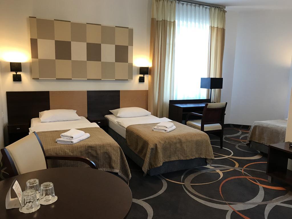 La Petite & Aparthotel 3*