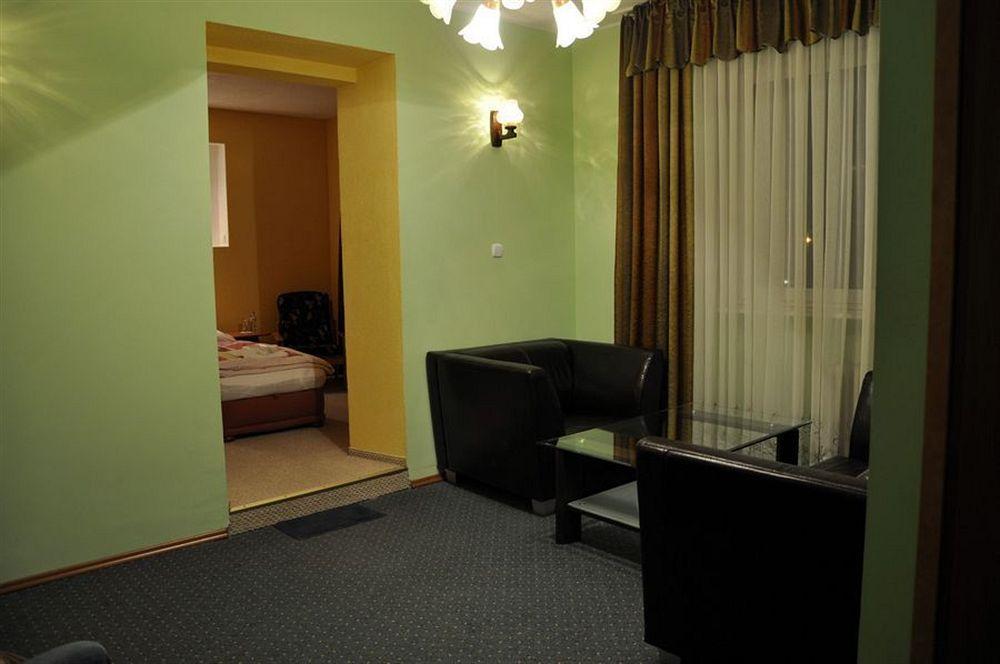 Albatros Happy Bed & Breakfast 2*