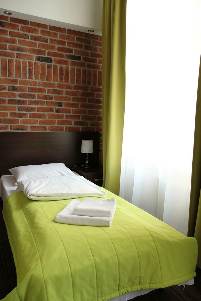 Hotel Artus - Old Town 3*