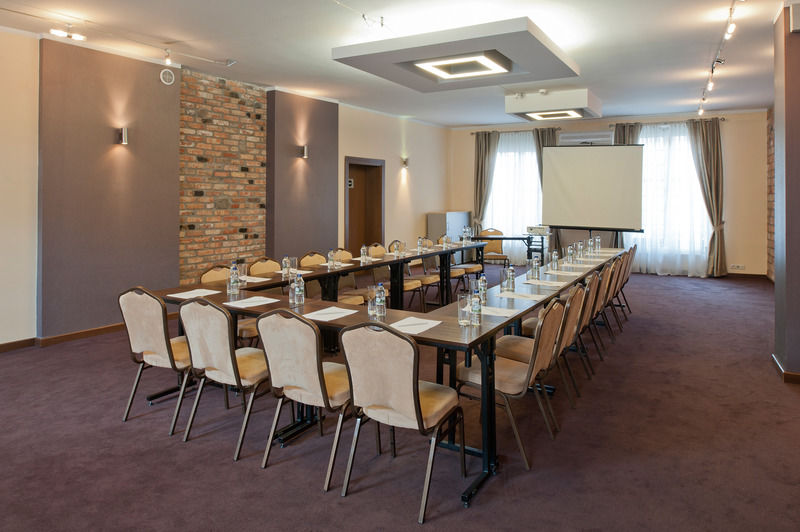 Bonum Old Town Hotel