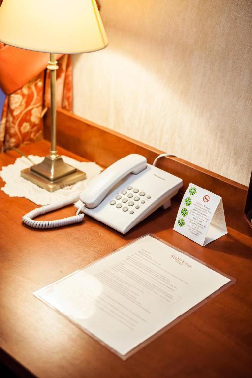 Logos Hotel 2*