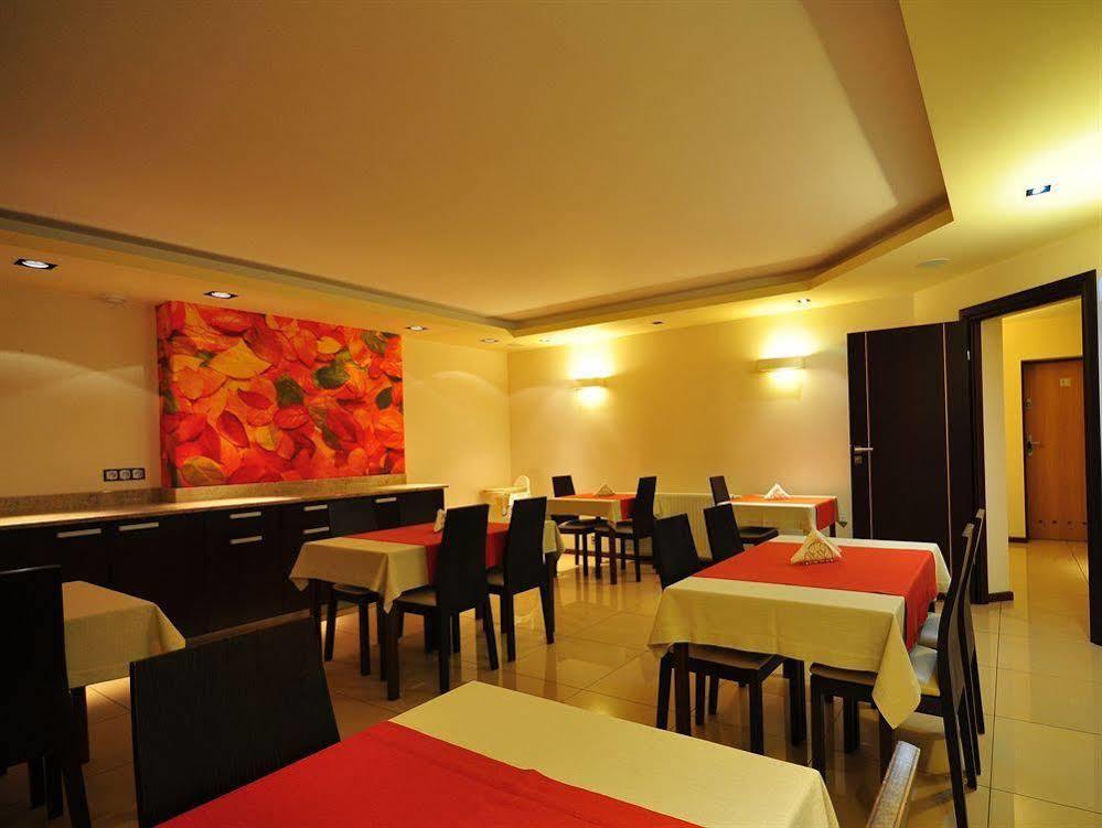 La Petite & Aparthotel 3*