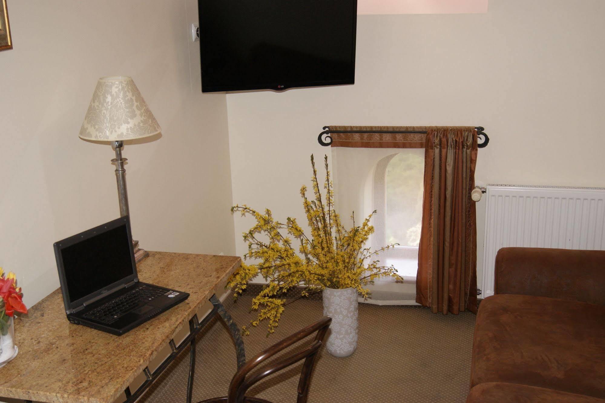 Aparthotel Oliwa Park 3*