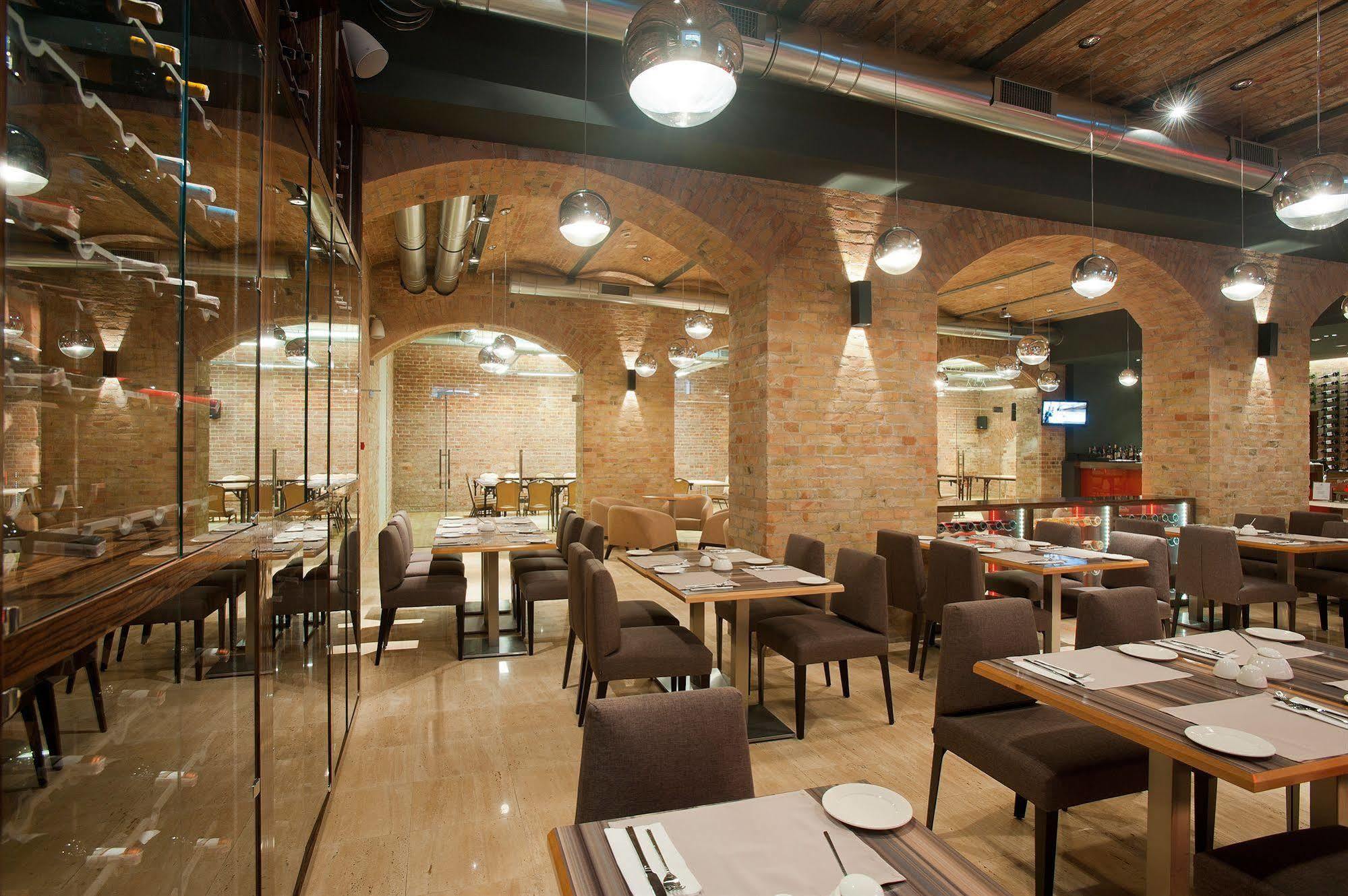 Q Grand Cru Hotel Gdańsk