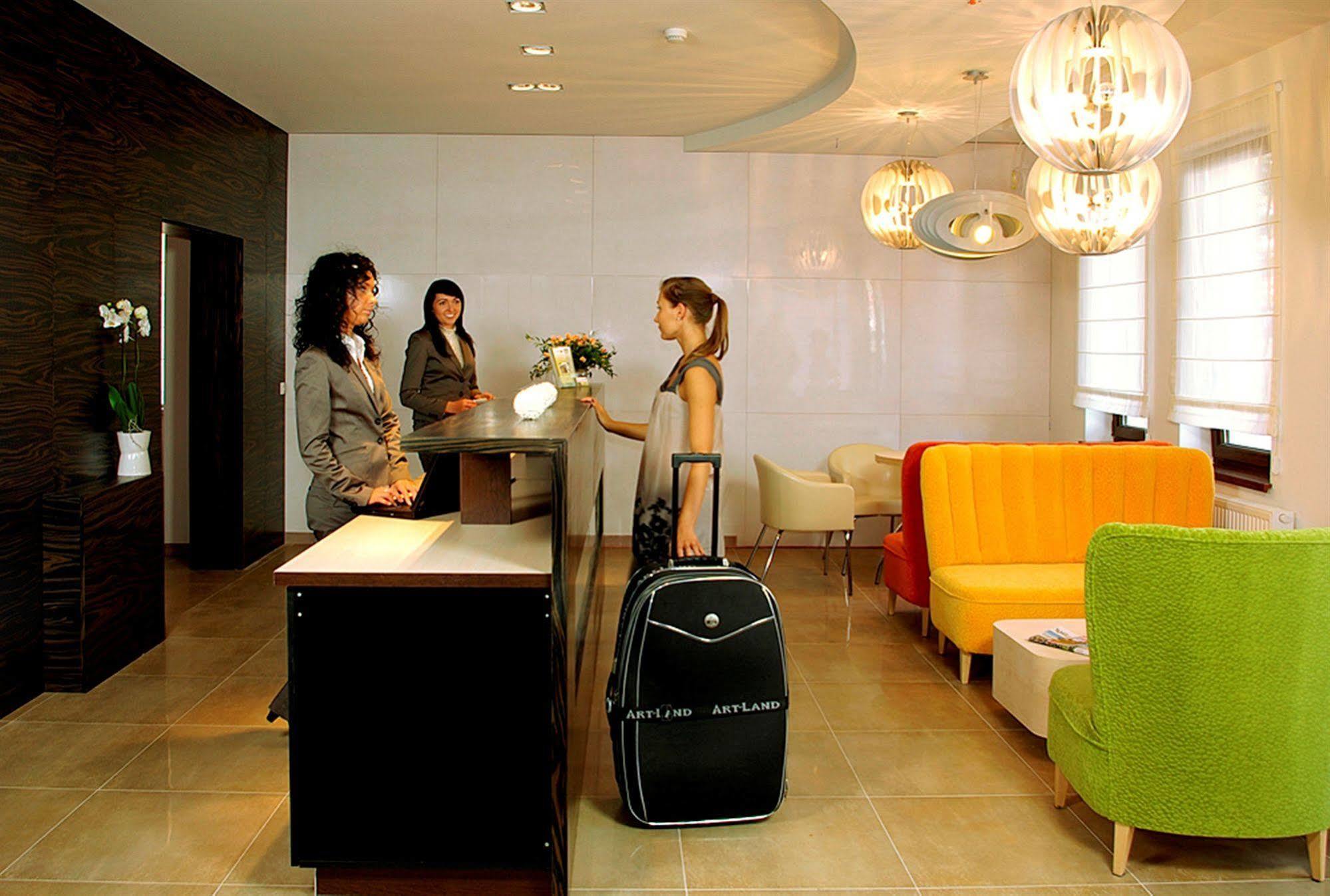 Hotel Impresja 3*