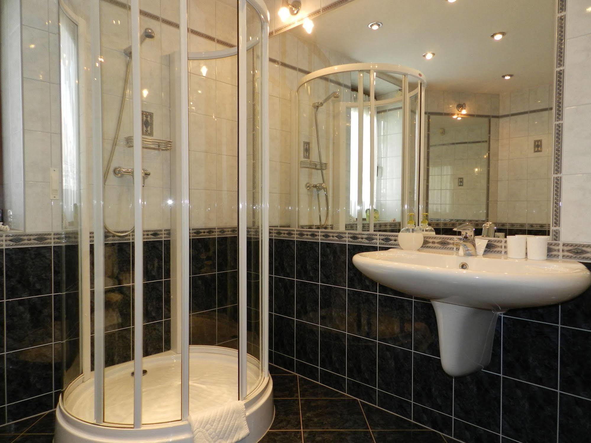 Guest house Alfa 3*
