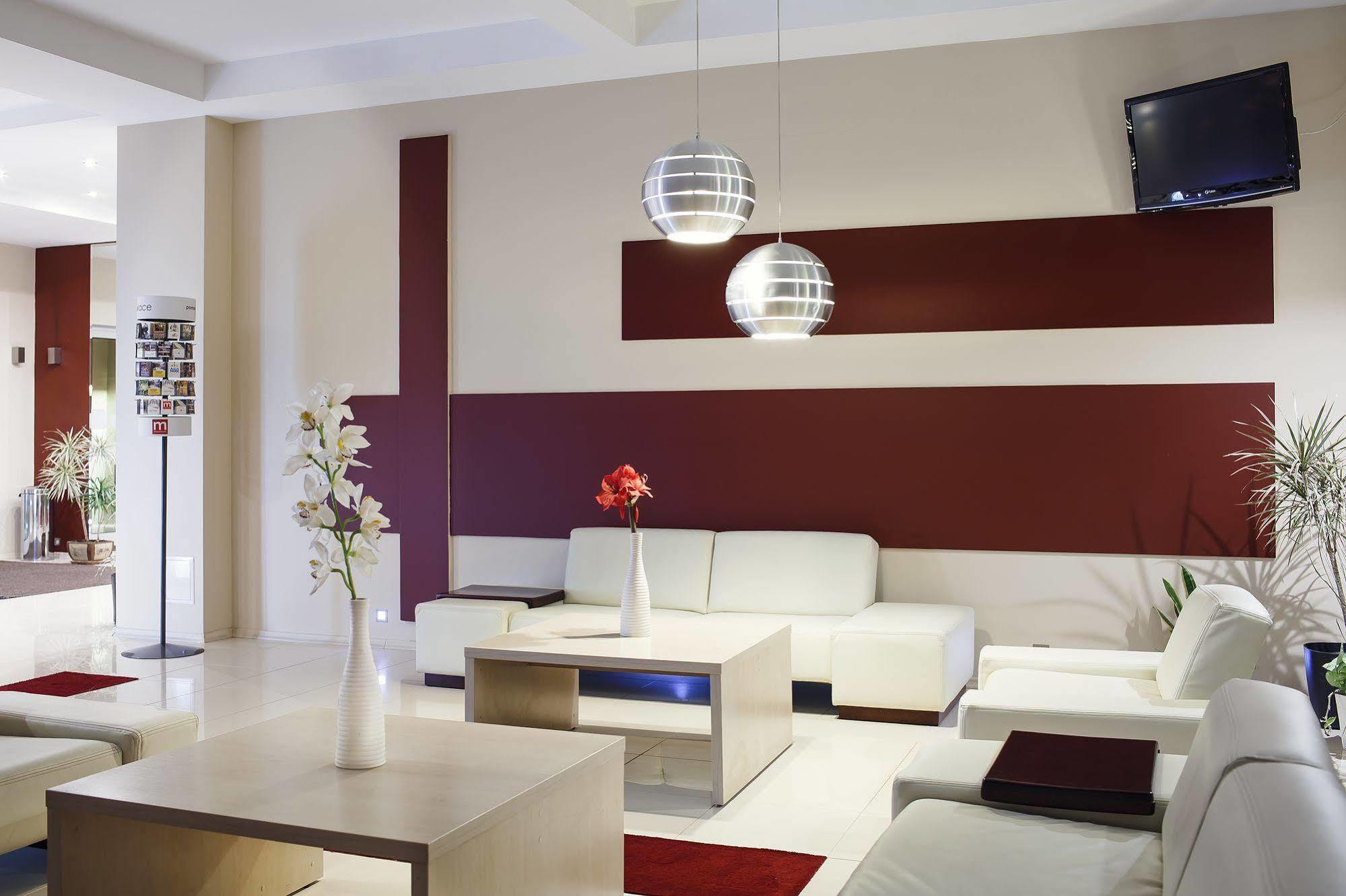 Hotel Gryf 2*