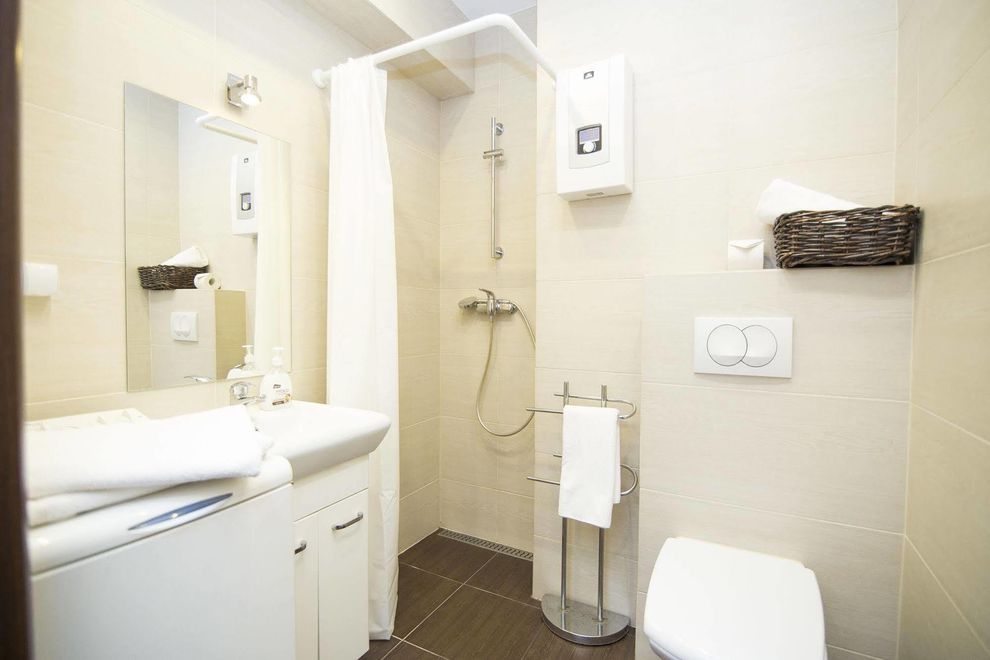 Rent A Flat - Korzenna St.