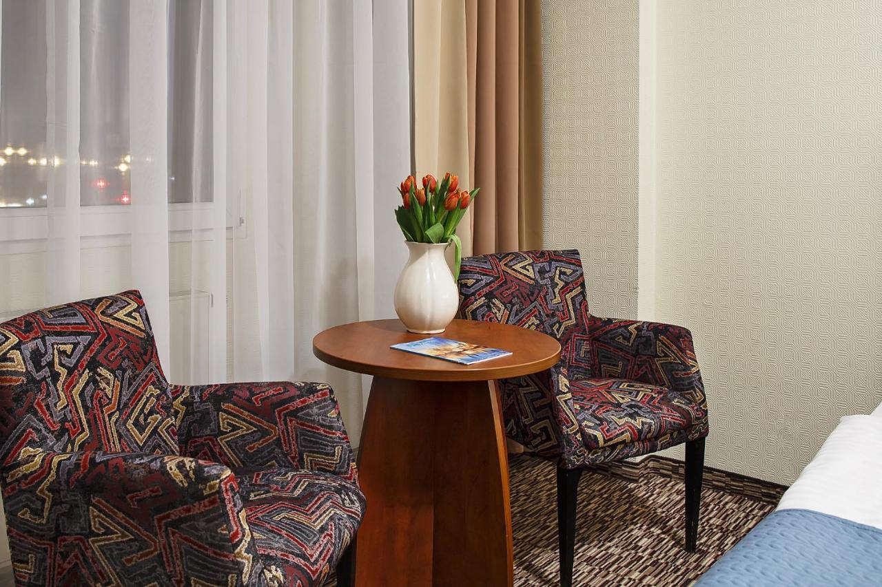 Gryf Hotel 2*