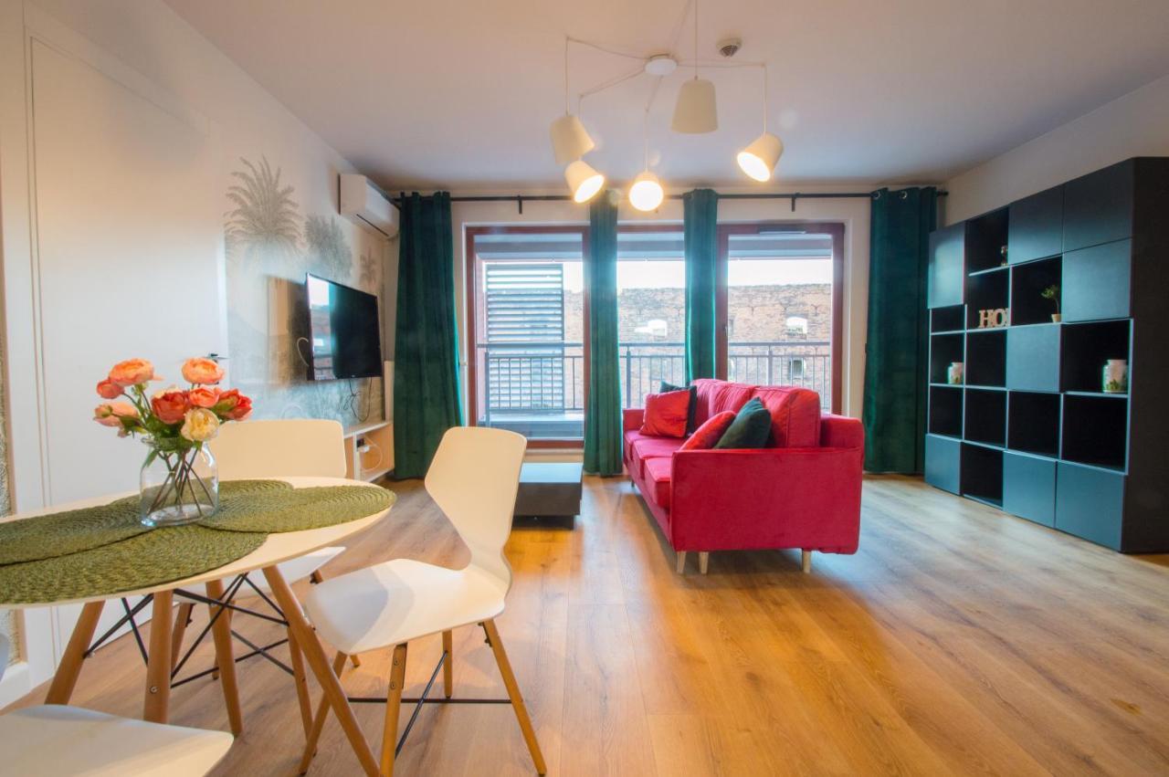 Grand - Waterlane Island Apartment