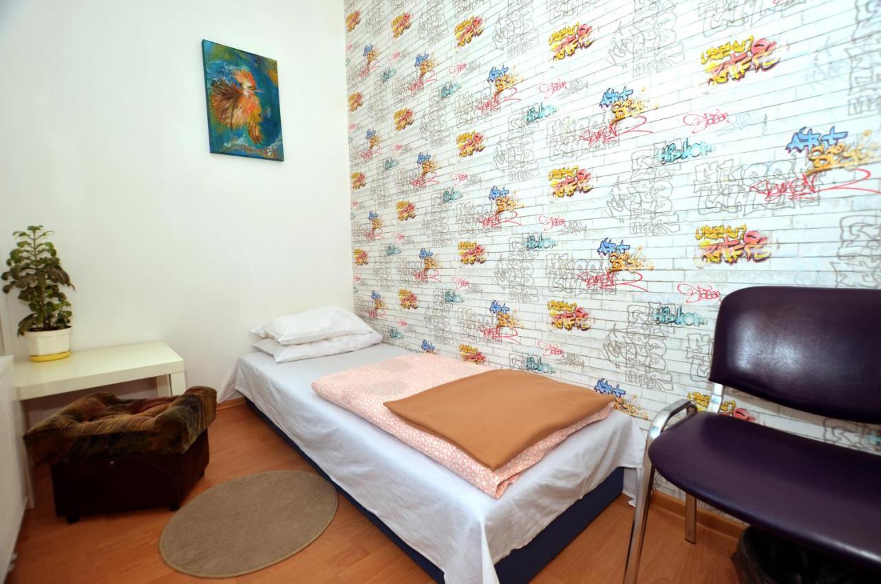 Madeira Hostel *