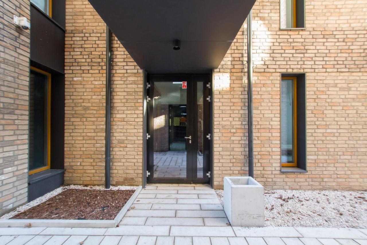 Front Park Sadowa With Parking By Renters Gdansk