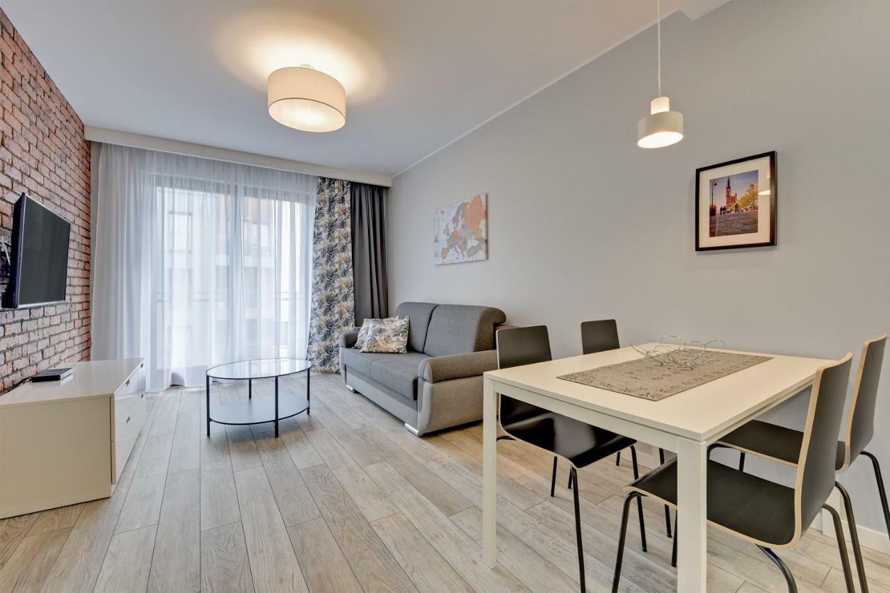 Aura Island Riverside By Downtown Apartment *
