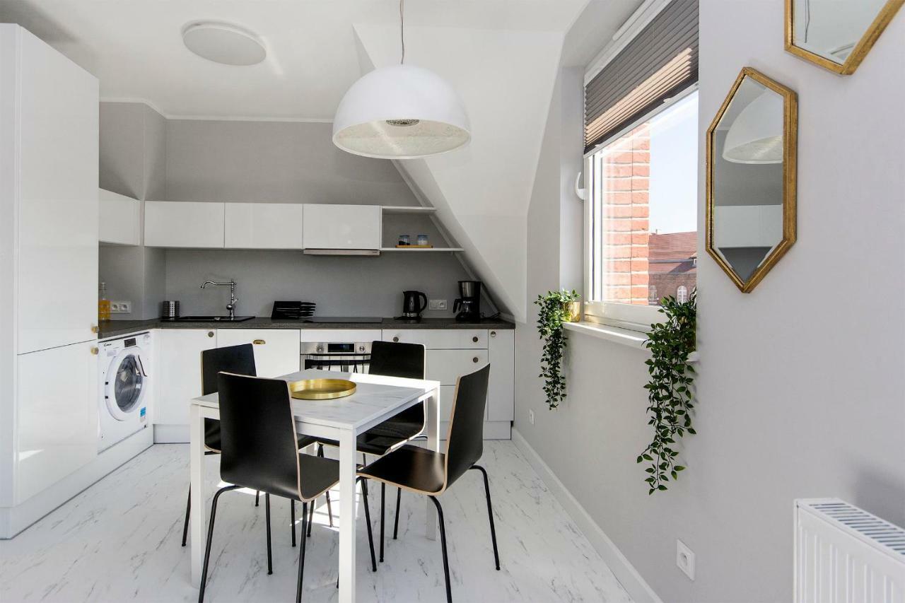 Apartment White Lions - Old Town *