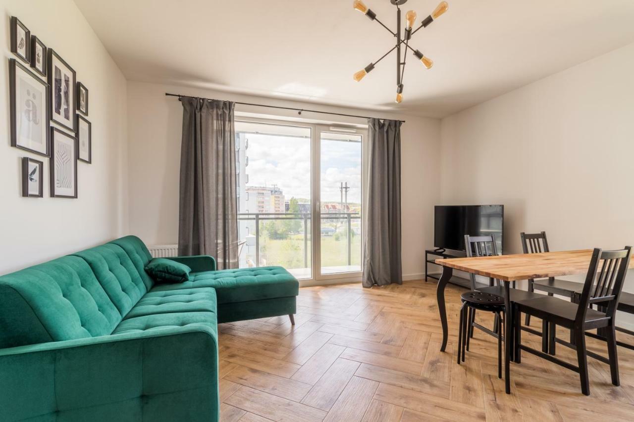 Golden Apartment *