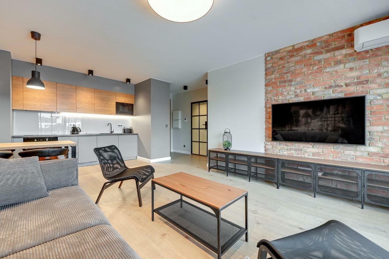 Waterlane Island - Riverview Pool, Spa, Gym & Parking By Downtown