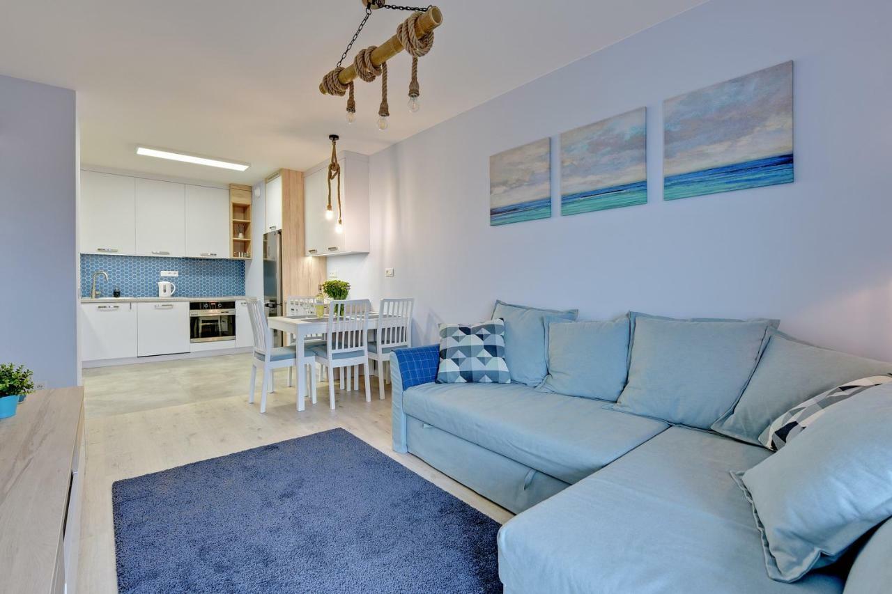Beautiful Seaside View - 4 Oceans Premium