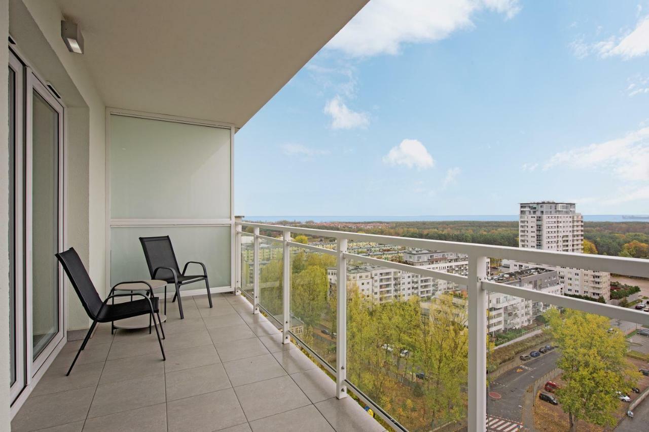 Beautiful Seaside View - 4 Oceans Premium *