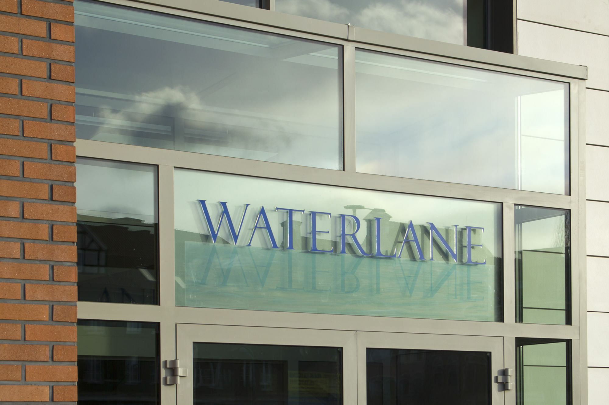 Domotel Waterlane Apartment 4*