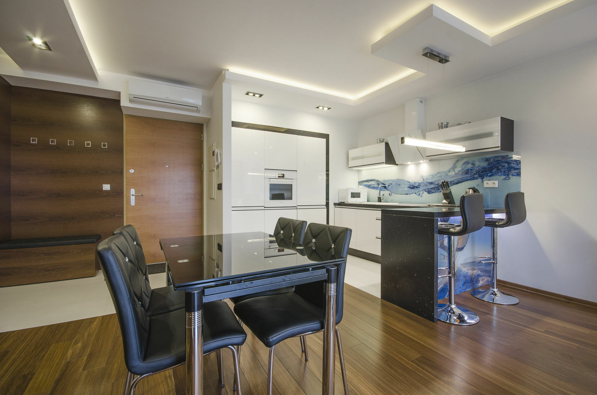 Domotel Waterlane 4*