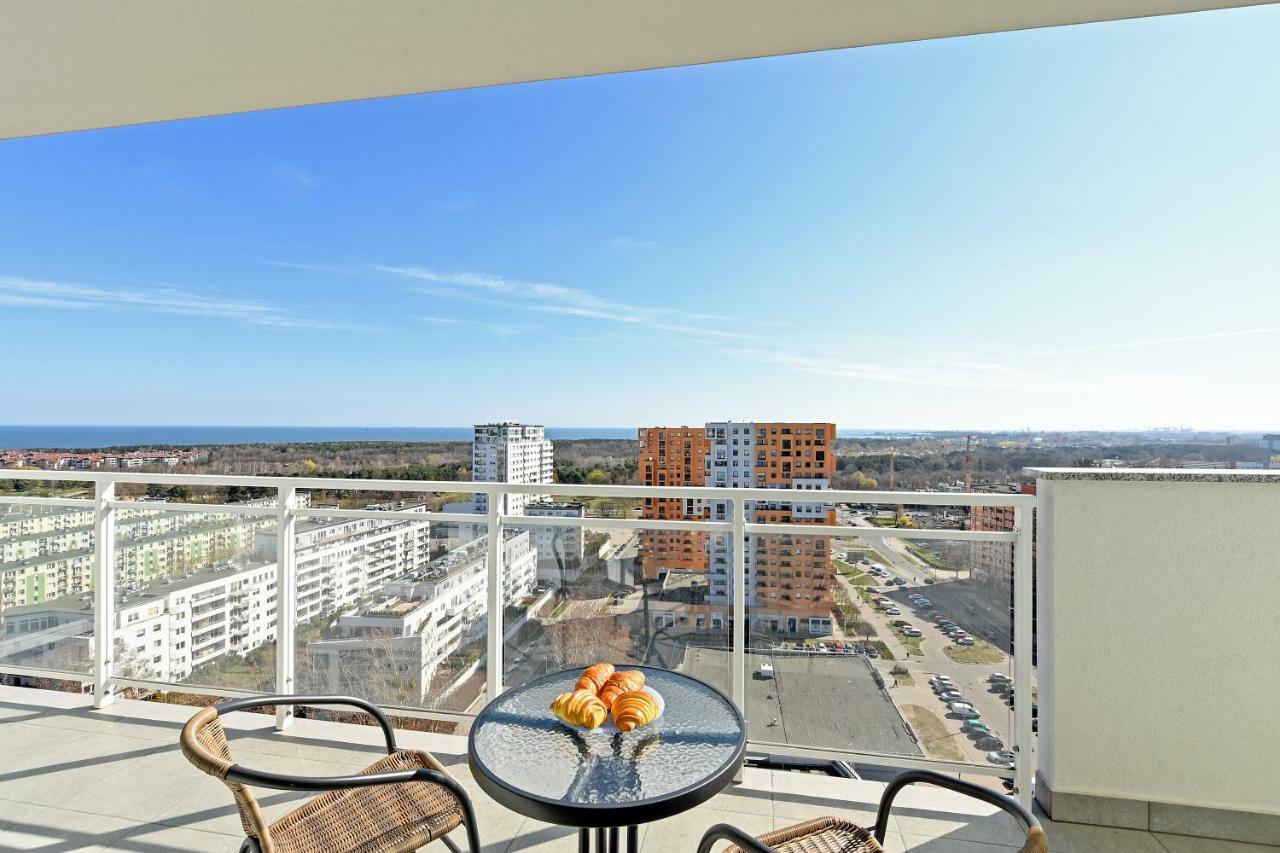 Beautiful Seaside View - 4 Oceans Premium Lägenhet *