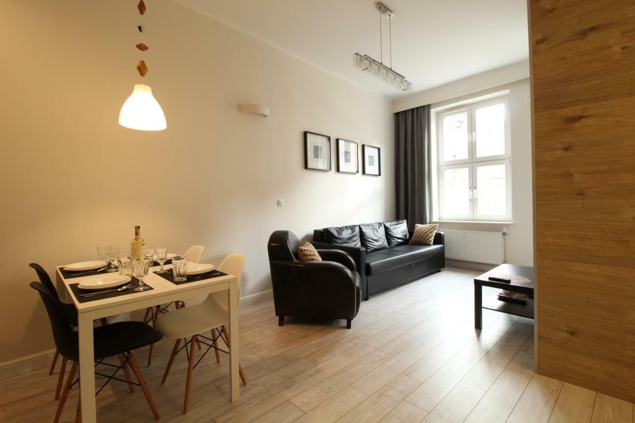 Dluga Old Town Apartment