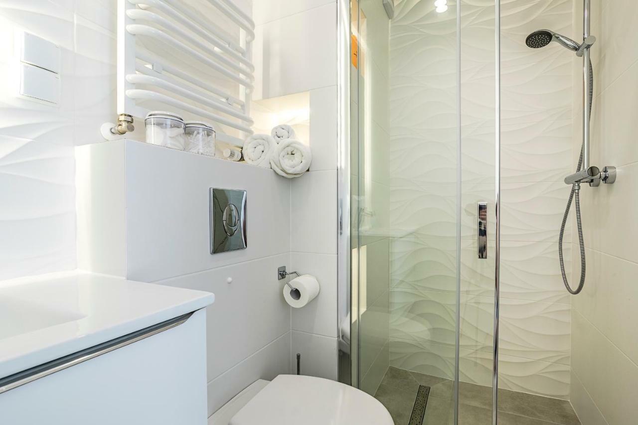 Apartment Artemis Apartament - Chmielna A