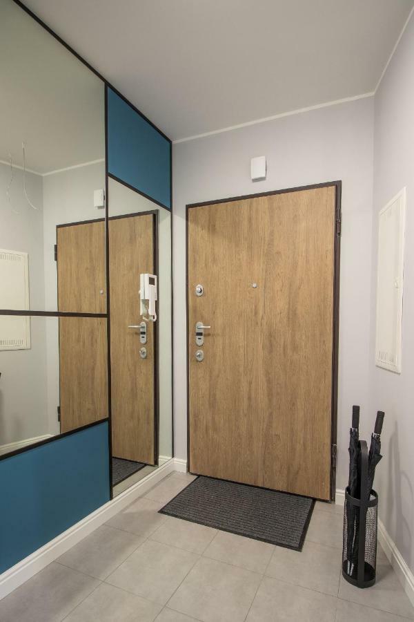 Ideal & Blue Apartment