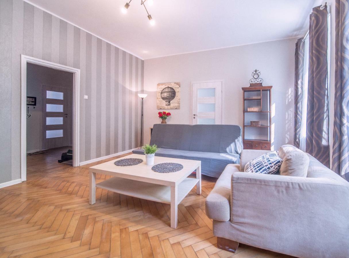 Staroofka Apartment *