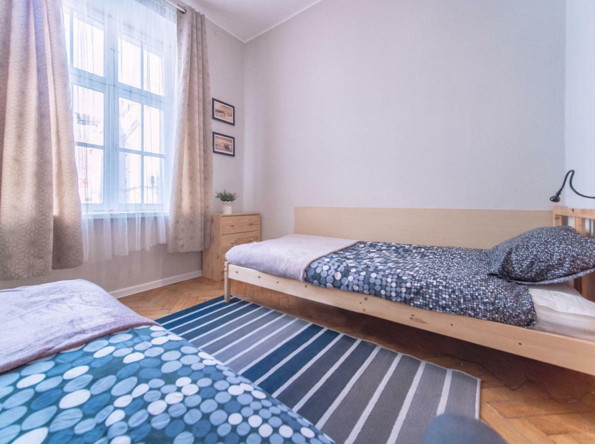 Staroofka Apartment *