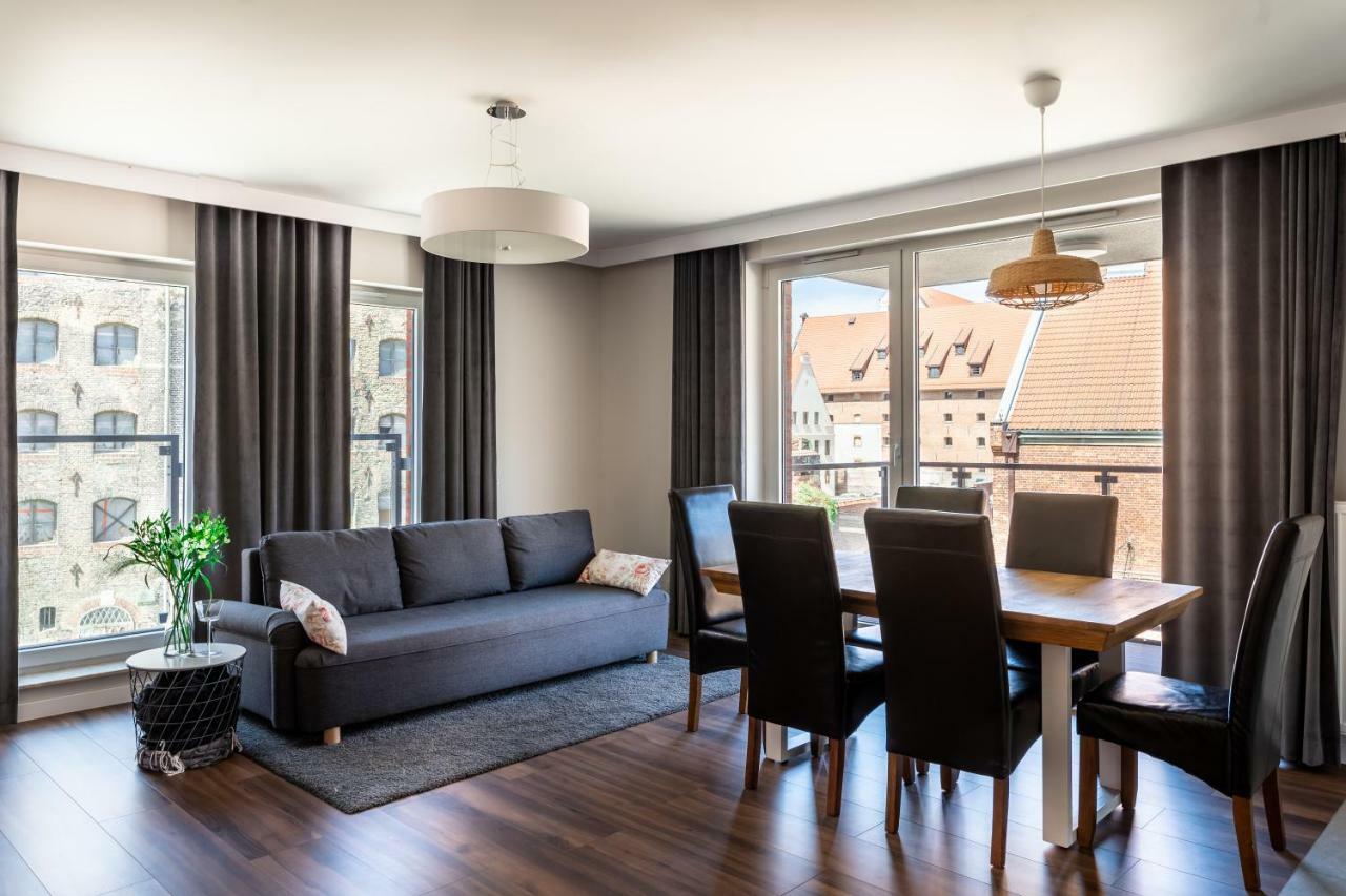 Chmielna Apartment *