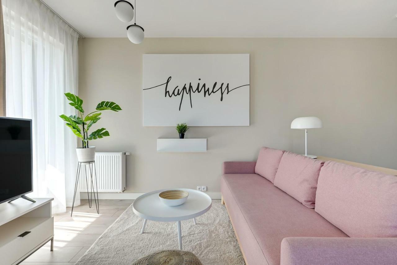 Wave - Olivia Park Apartment