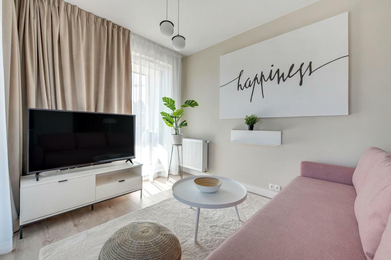 Apartment Wave - Olivia Park *