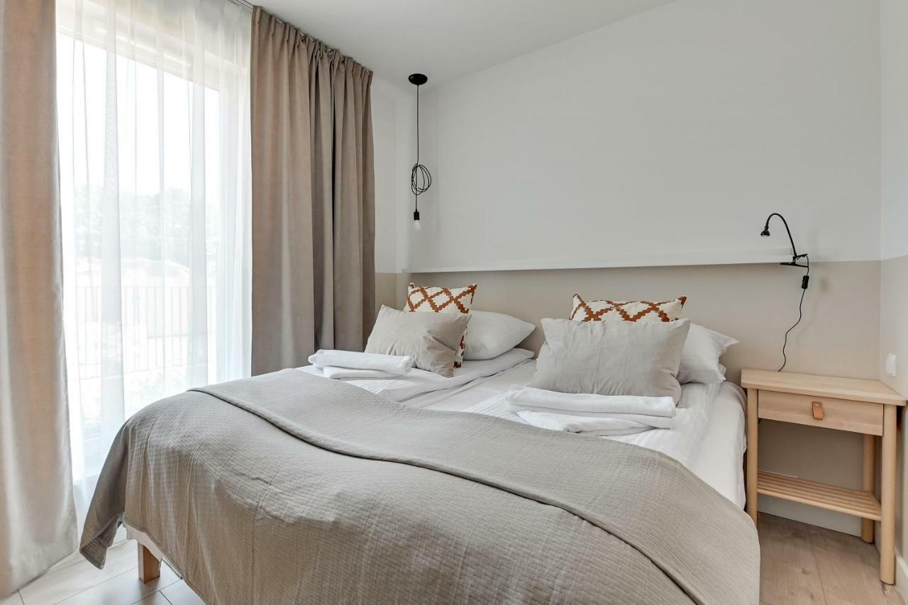 Wave - Olivia Park Apartment