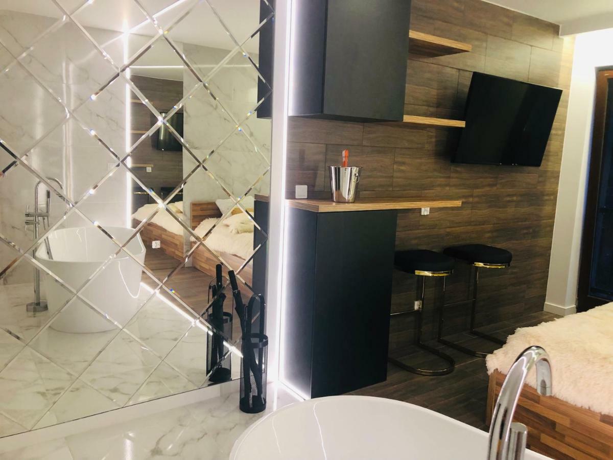 Yourapart Chmielna Park Exclusive Z Wanna Wolnostojaca Lub Jacuzzi