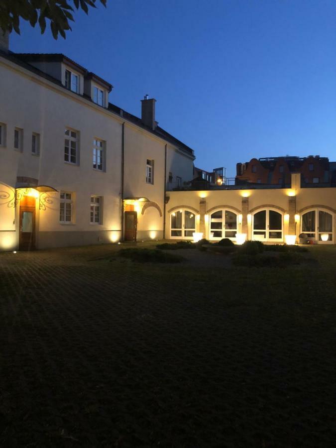 Moon River Old Town
