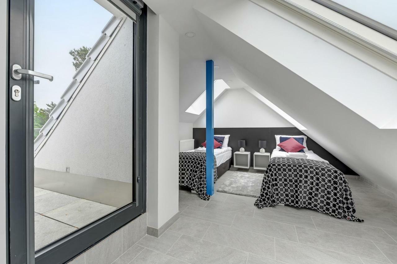 Apartment Flats For Rent - Sea