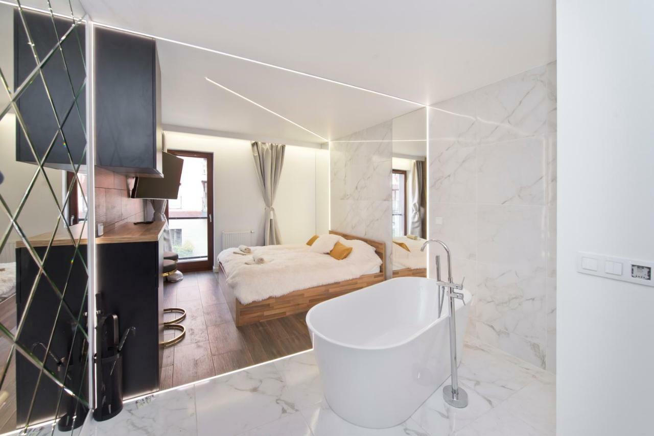 Yourapart Chmielna Park Exclusive Z Wanna Wolnostojaca Lub Jacuzzi * Gdansk