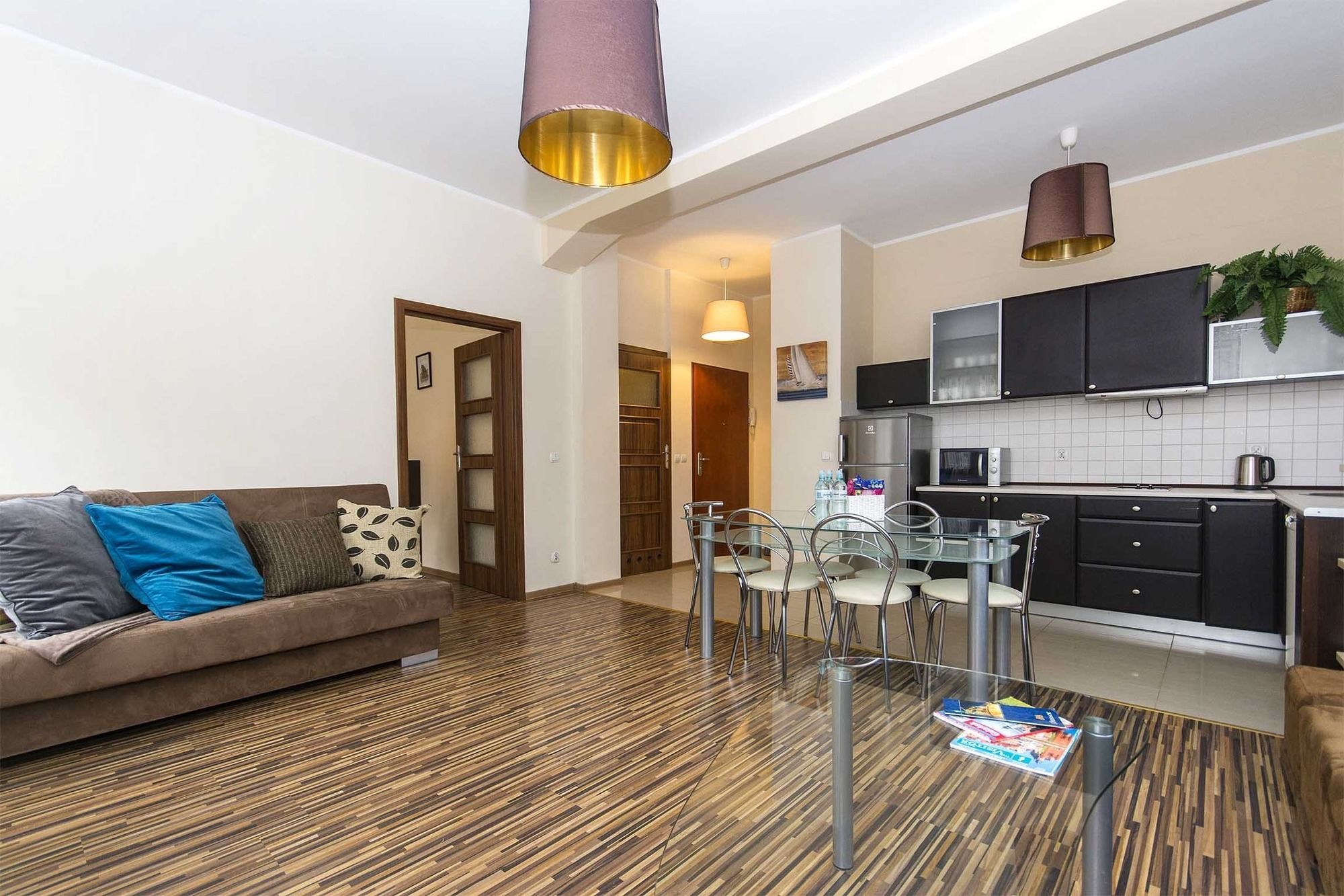 Apartment White Lions - Steps From Neptune Gdansk