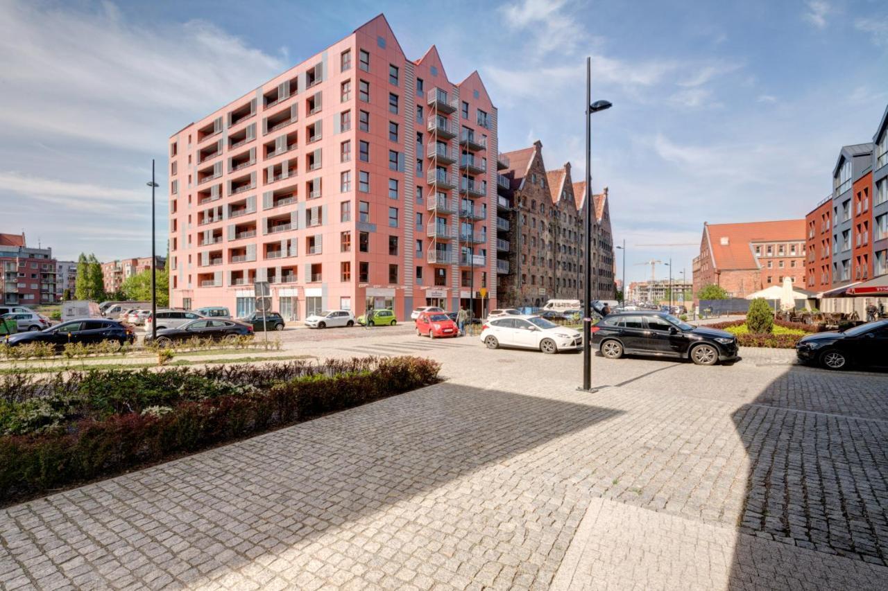 Live & Travel - Waterlane Island Apartment Gdansk