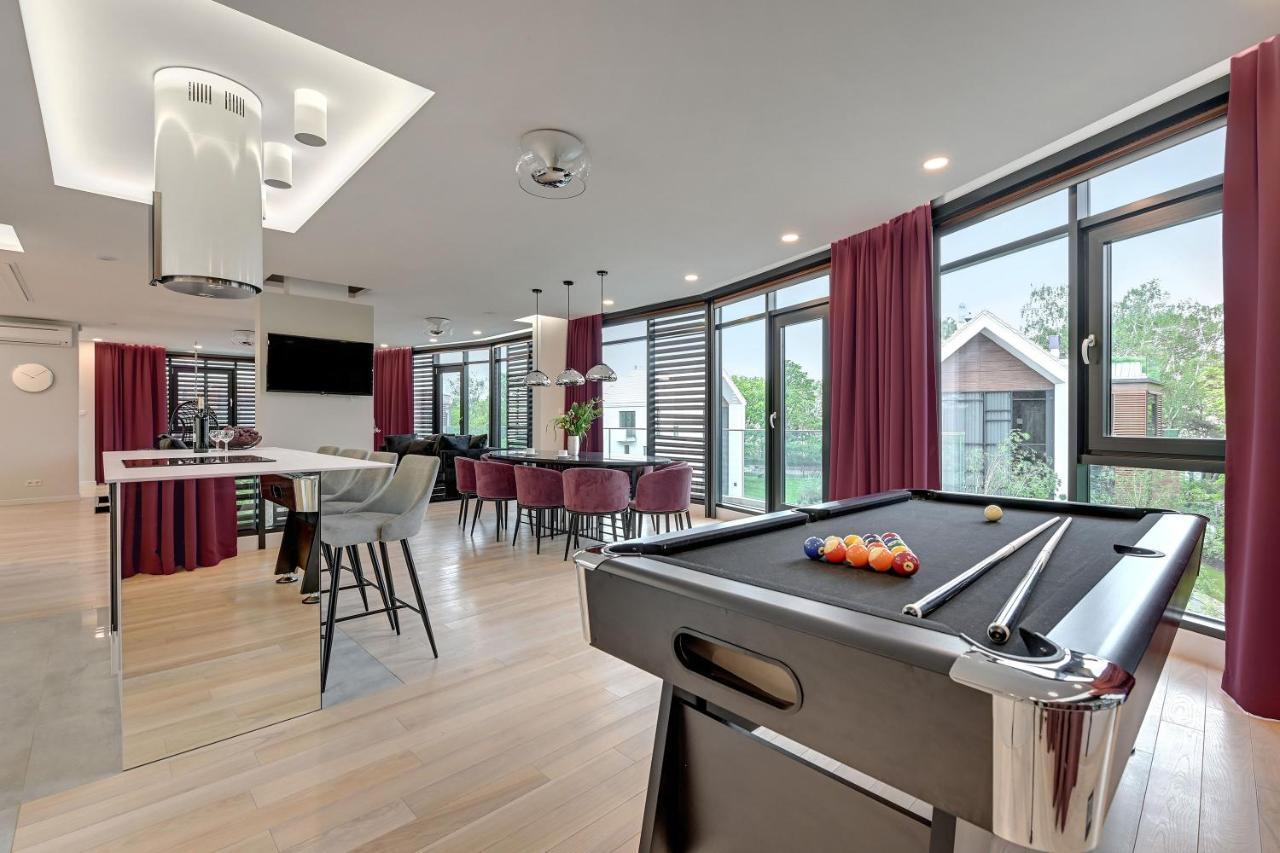 Apartment Flats For Rent - Sea